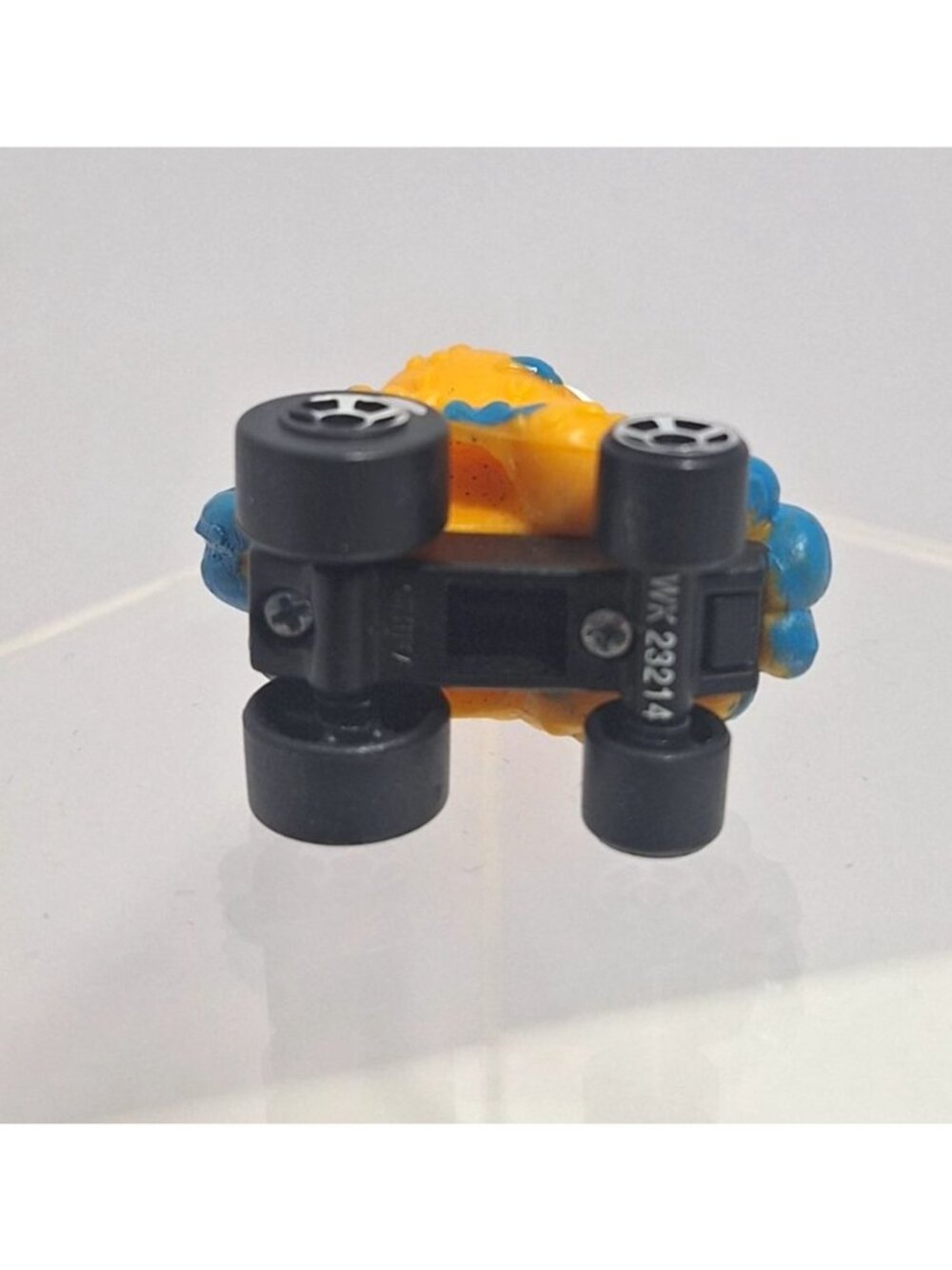 Trash Wheels Moose Octopus Racer Mini Orange & Blue - Picture 3 of 13